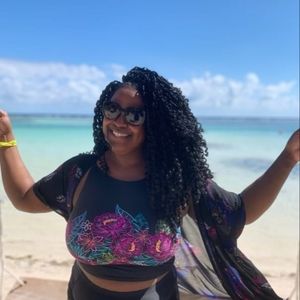 Meet your Posher, Deanna